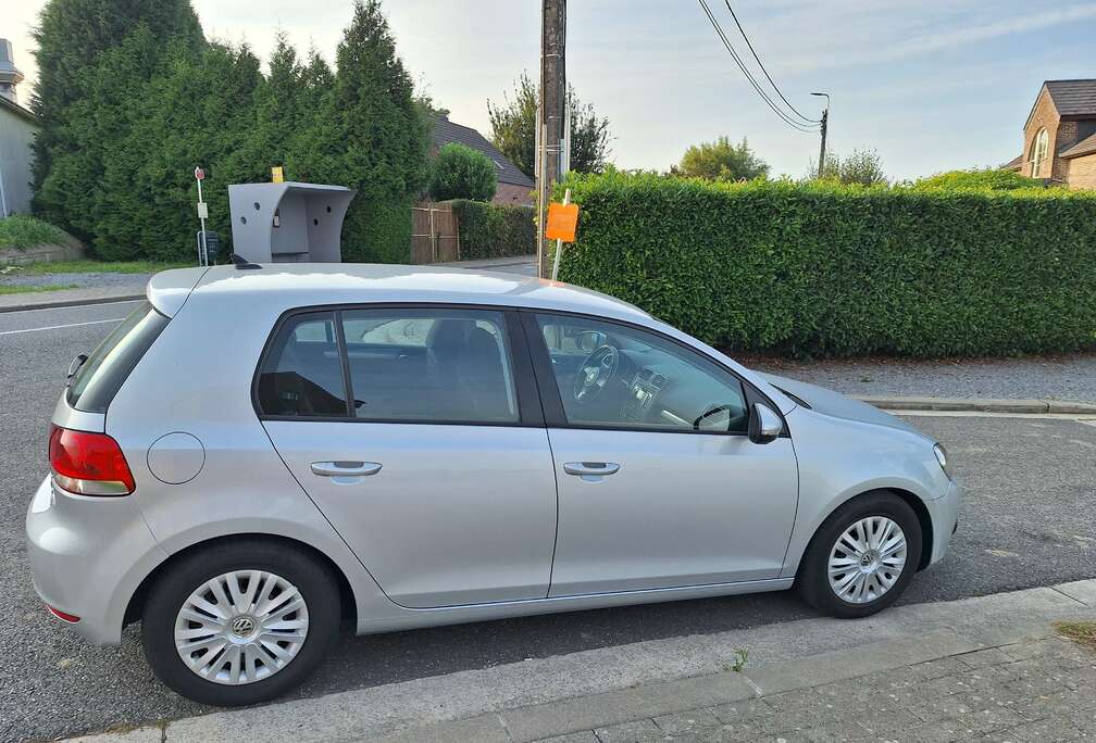 Volkswagen 1.6 CR TDi Highline DPF