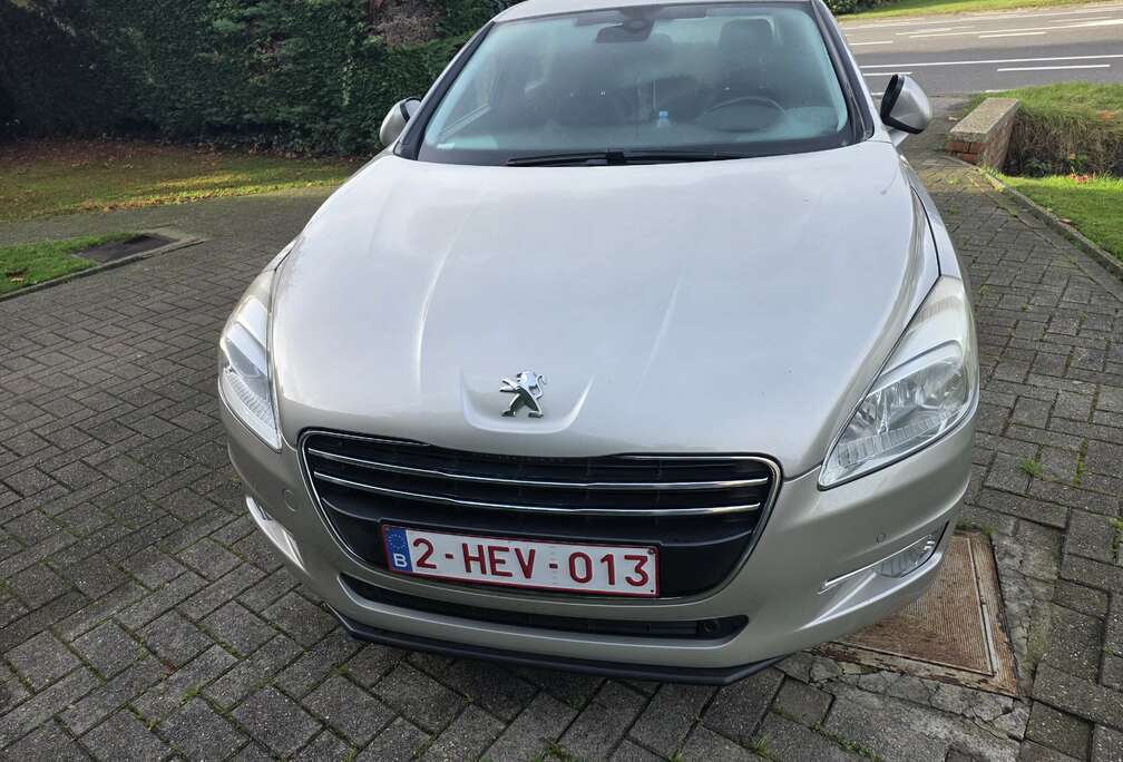Peugeot 508 1.6i Active Auto
