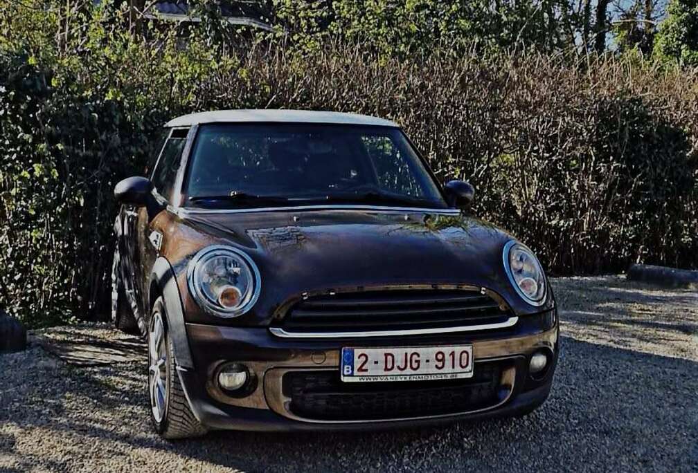 MINI MINI ONE D  Diesel  Bon état  Économique  Je ve
