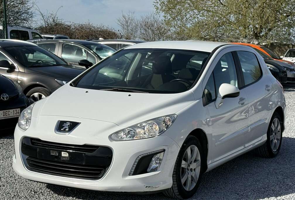 Peugeot 308 1.6i Active - Automatique - Marchnd Export
