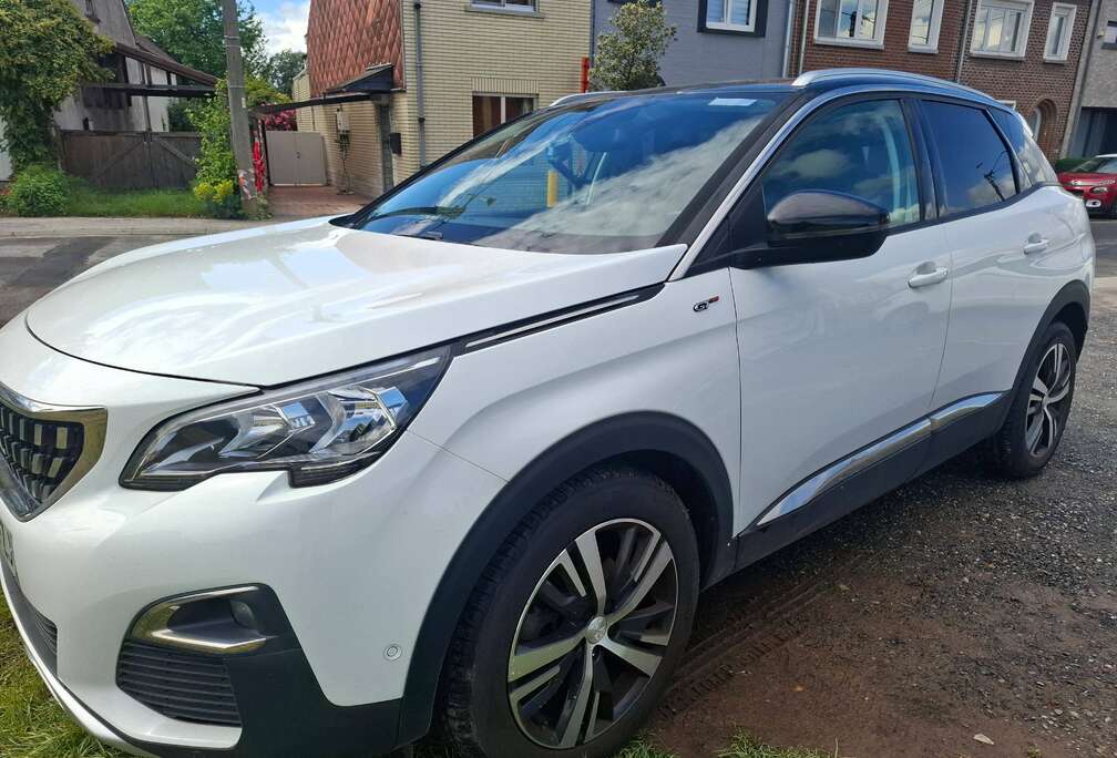 Peugeot 3008 1.2 PureTech Allure AUTOMATIQUE TRÈS PROPRE
