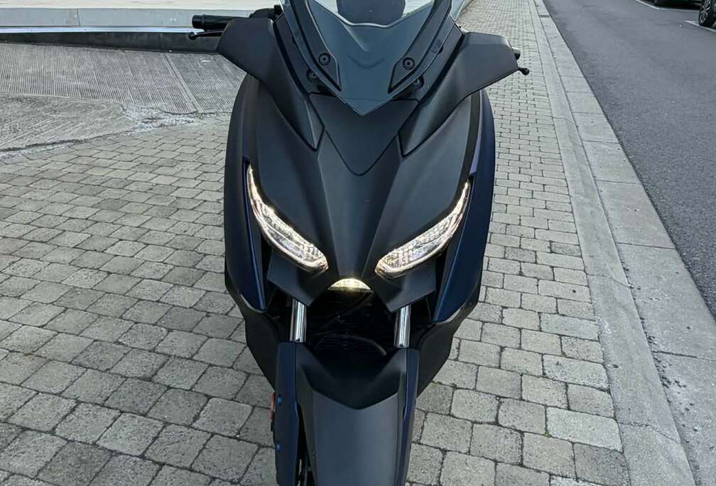 X Max 400 Cc