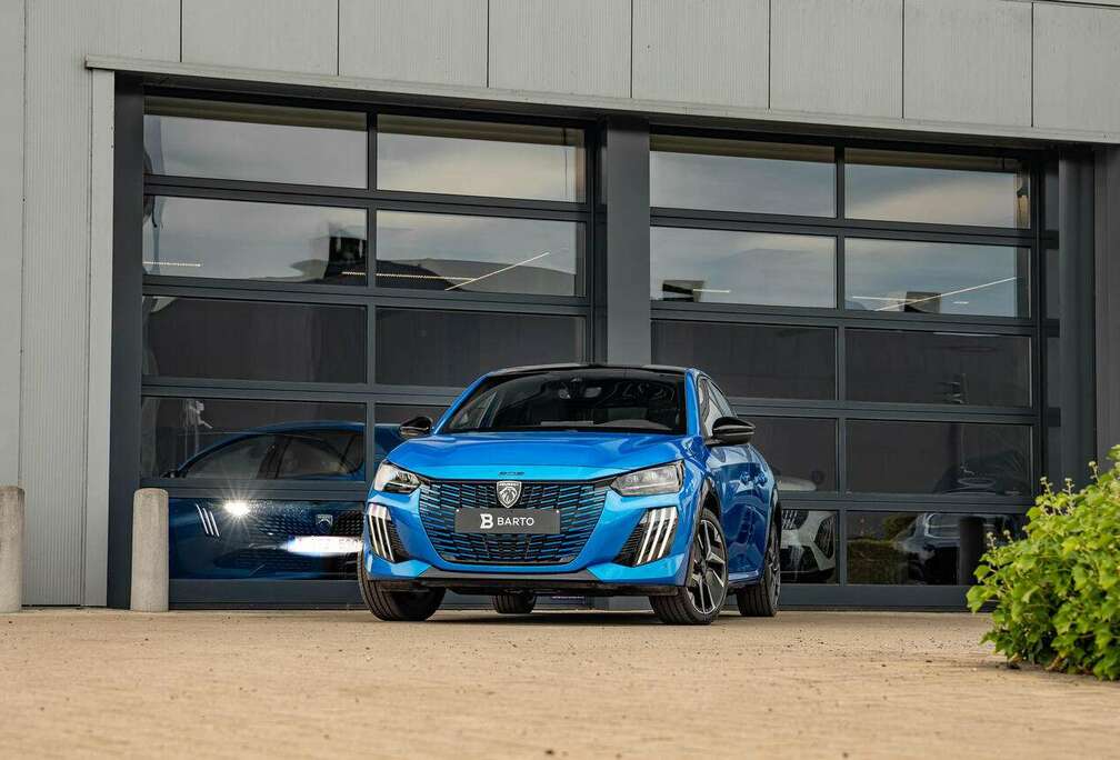 Peugeot GT | Elektrisch 156 PK AT | Camera | Keyless | ...