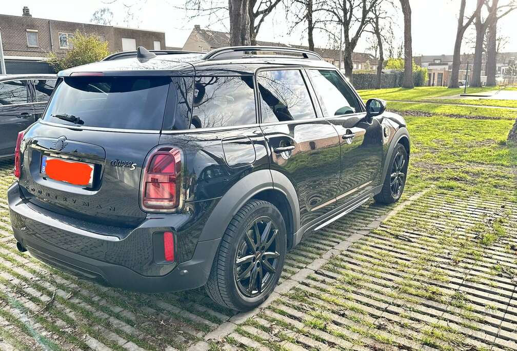 MINI 136 - 88 ch ALL4 BVA6 Yours