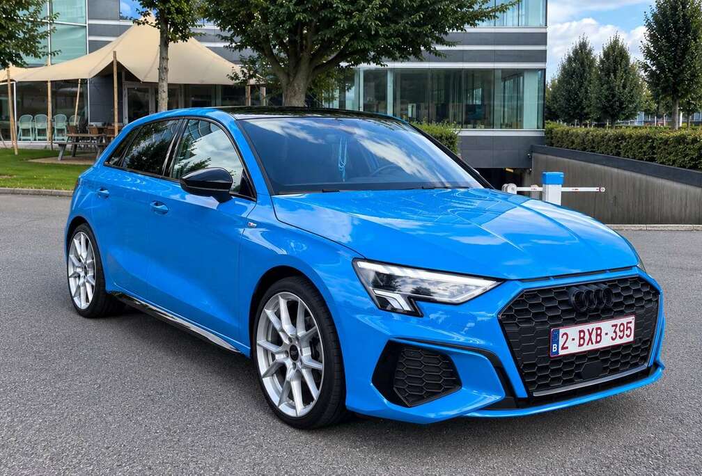 Audi Sportback 30 TFSI Business Edition S line tronic