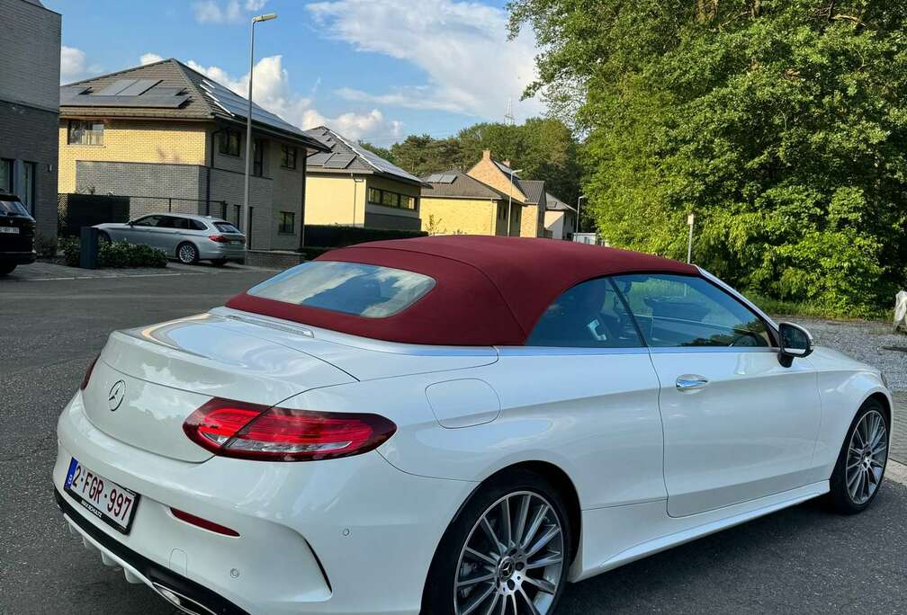 Mercedes-Benz Cabrio 9G-TRONIC AMG Line