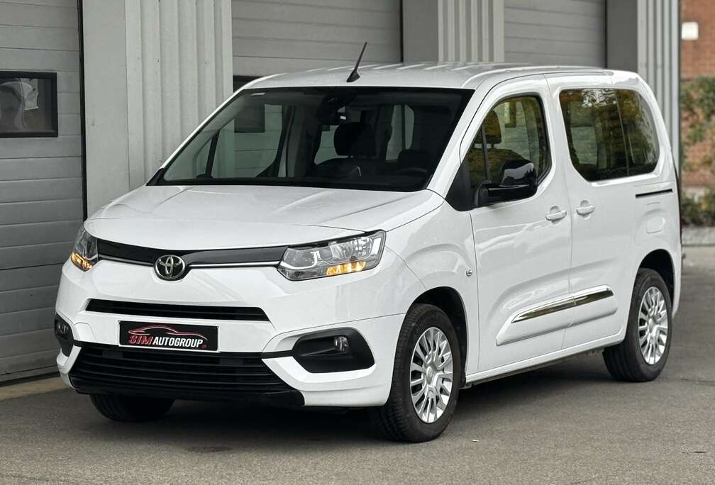 Toyota 1.2/Benzine/Carplay/Airco/Euro6d/9Jaar Garantie/