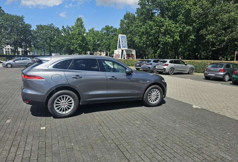 Jaguar F-Pace 25t AWD Prestige