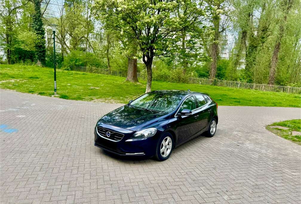 Volvo V40 2.0 D2 Momentum