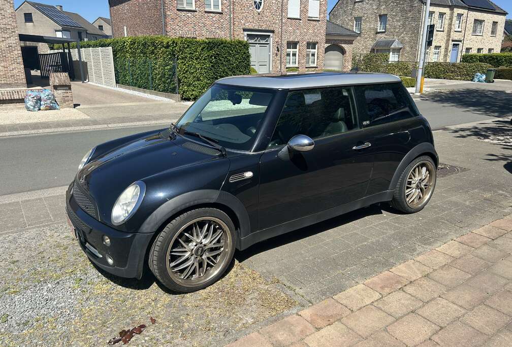 MINI Mini 1.6i 16v Cooper
