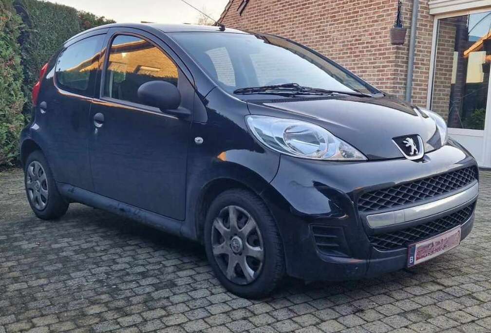 Peugeot 107 70 Petit Filou