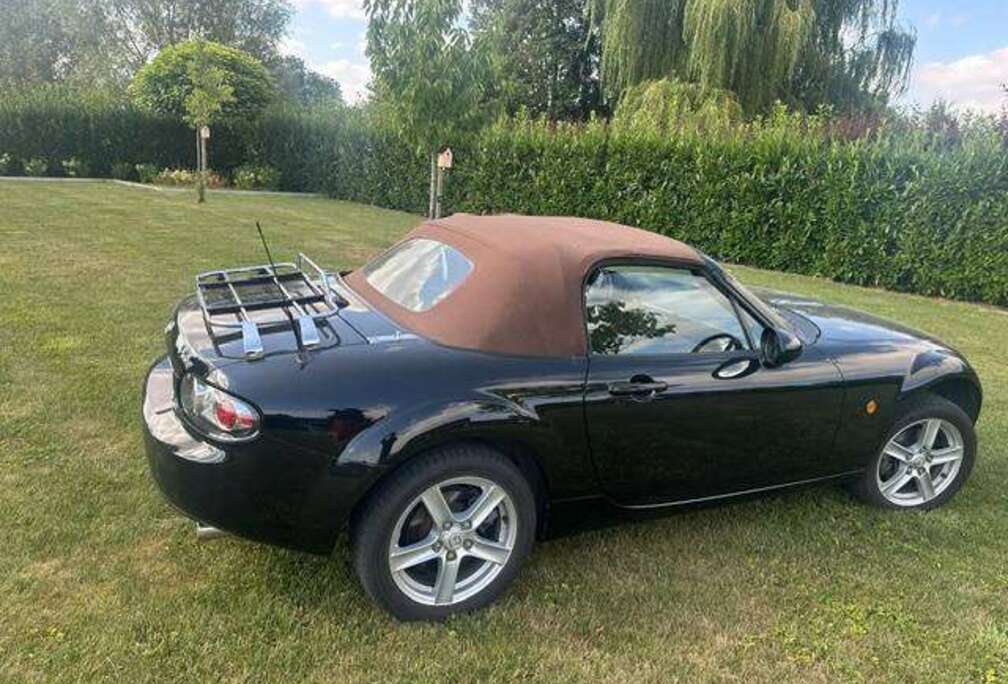 Mazda MX-5 Roadster Coupé 1.8i 16v Active