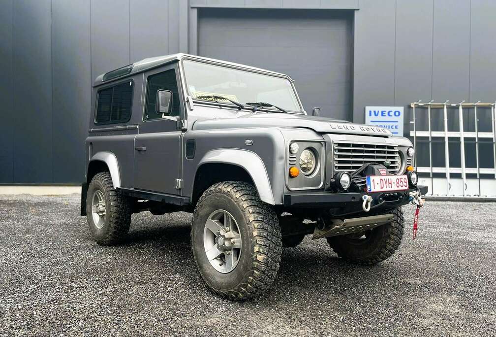 Land Rover Defender 2.2 Turbo - D SE