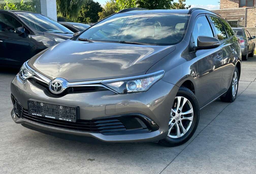 Toyota 1.33 Dual-VVT-i Touring Sports