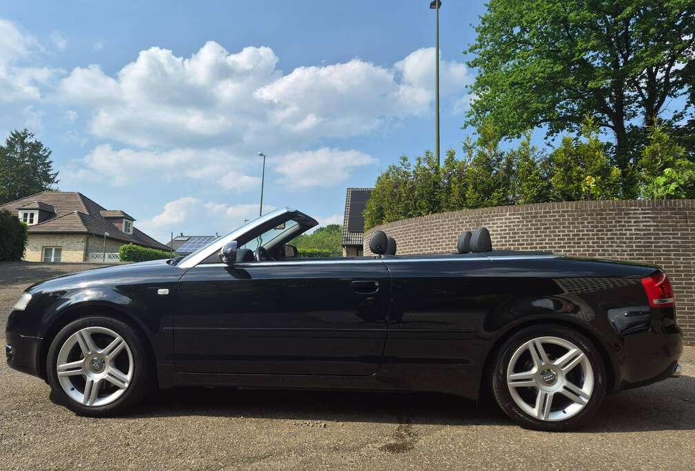 Audi CABRIO -1.8 T - ZEER MOOIE PERFECTE  STAAT
