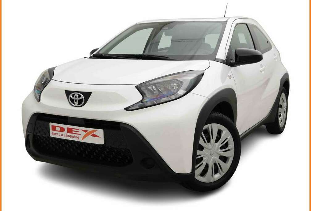 Toyota 1.0 VVT-i 72 AUT Envy  Camera