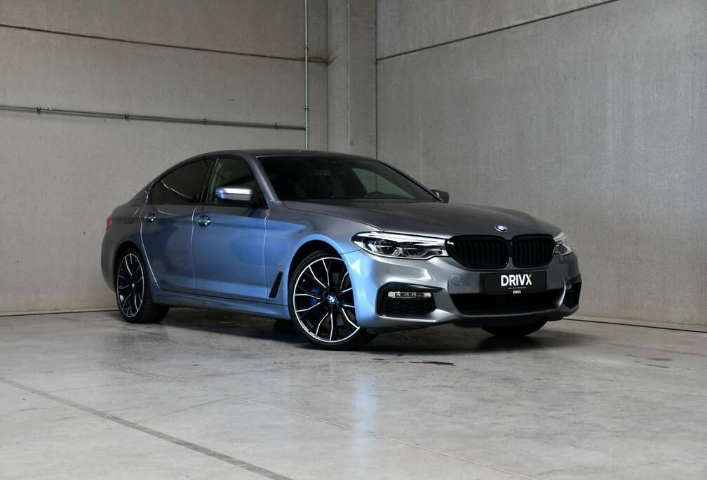 BMW 530e - PHEV - M-Sport - Shadowline - Keyless - Camera - Zetelverwarming - Cruise Control