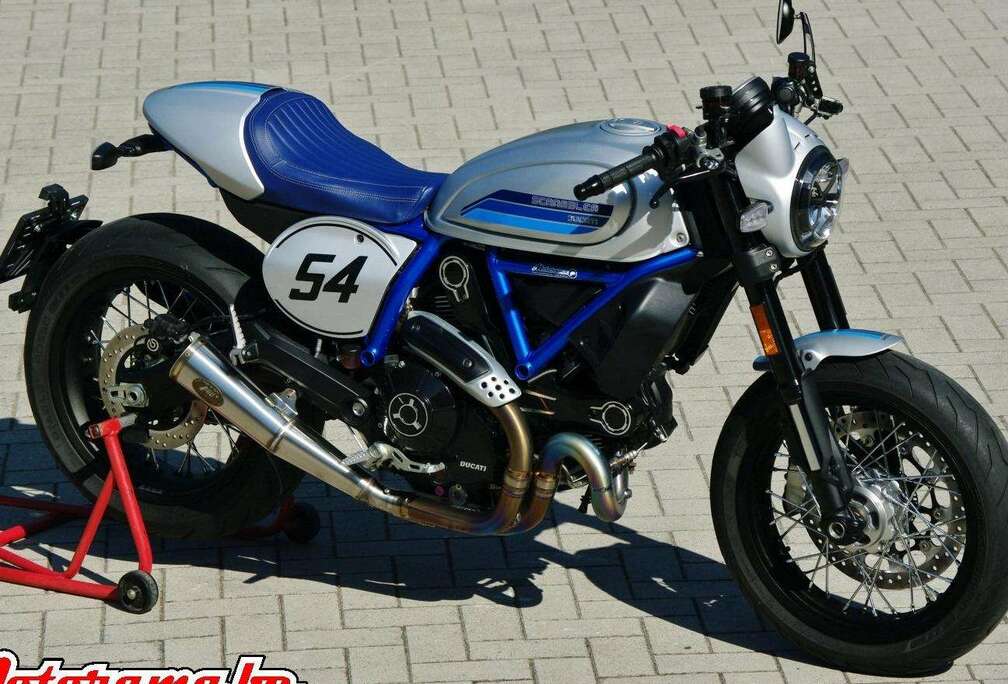 800 Café Racer
