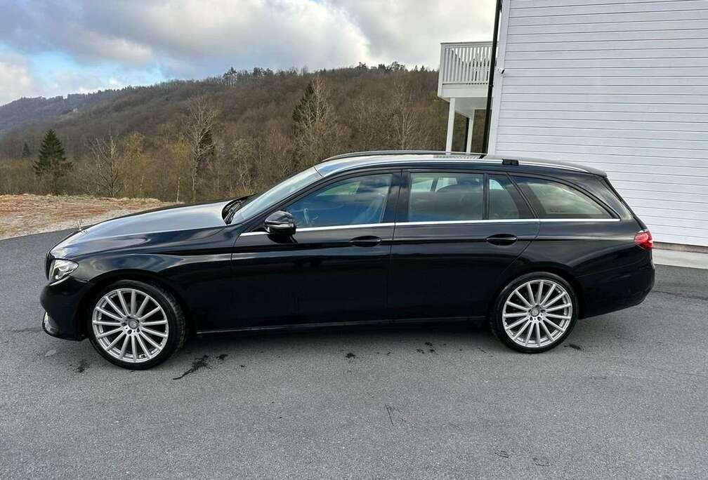 Mercedes-Benz E 220 d 4-Matic