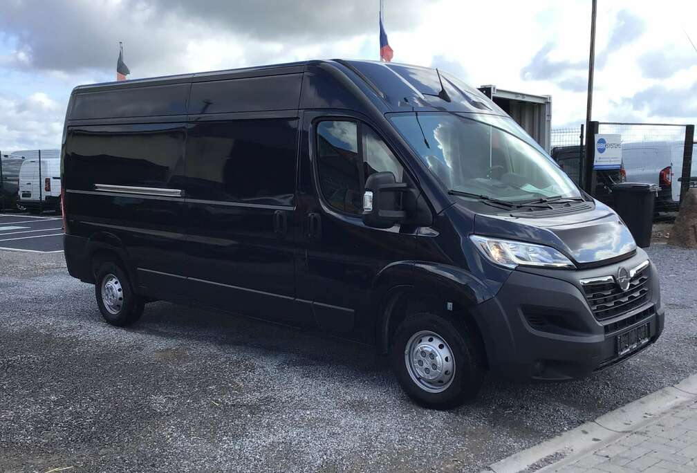 Opel l3h2 140pk 2023 10km full/option 26950e +btw