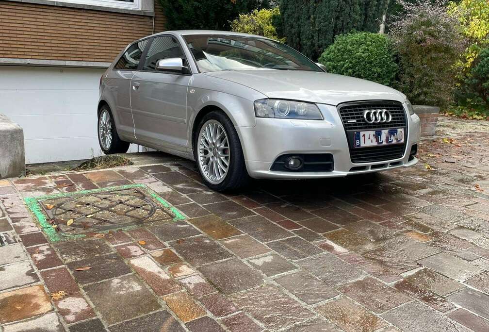 Audi A3 2.0 Turbo 16v FSI Quattro Ambition