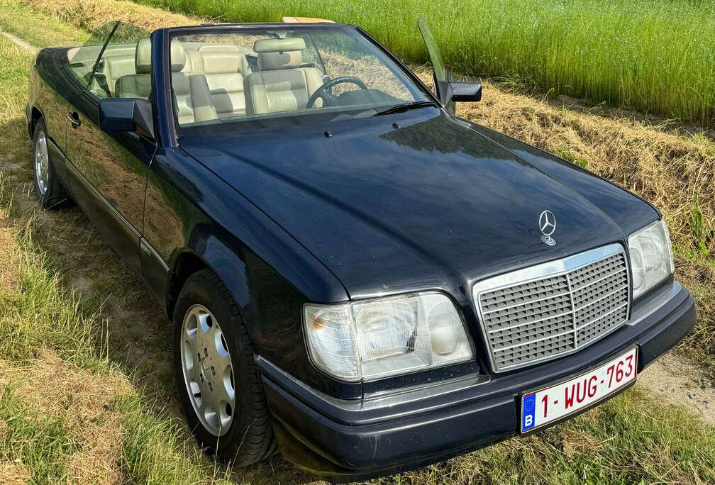 Mercedes-Benz E 220