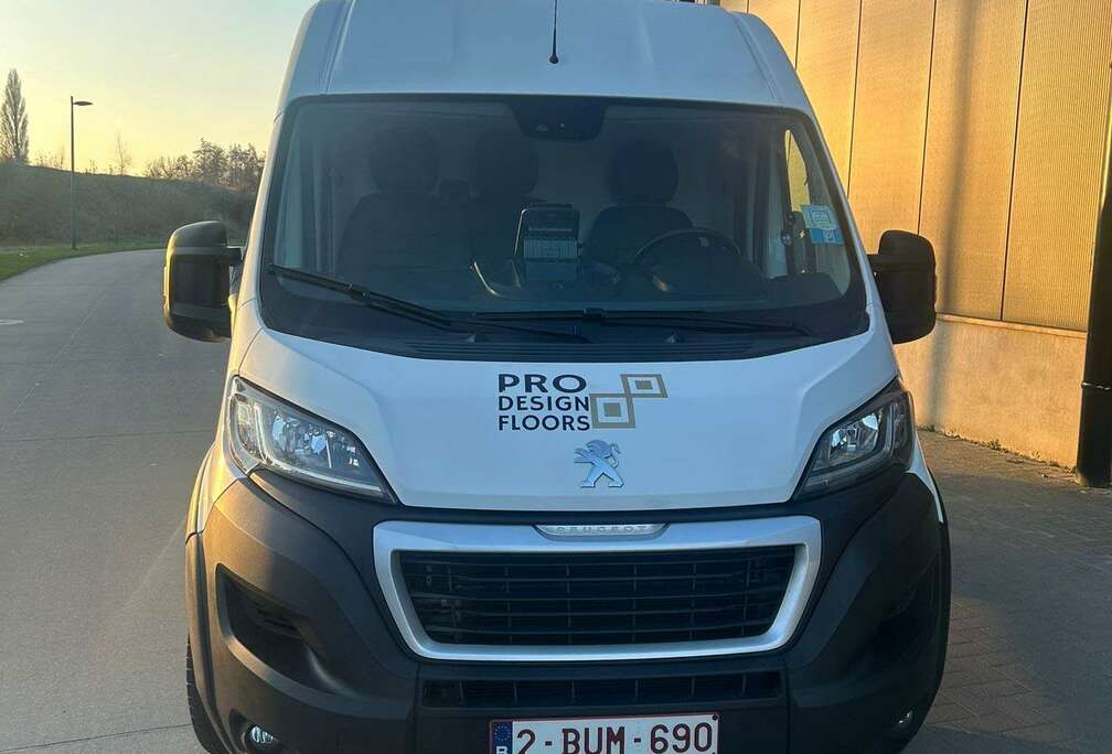 Peugeot HDi 435 L4H2 121kw-164pk