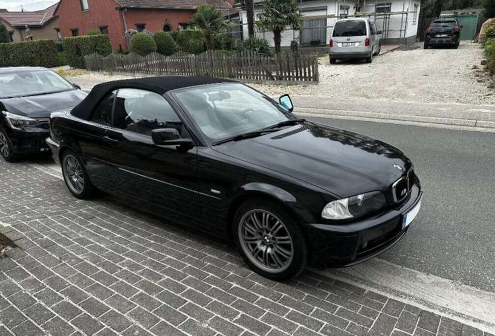 BMW 318i