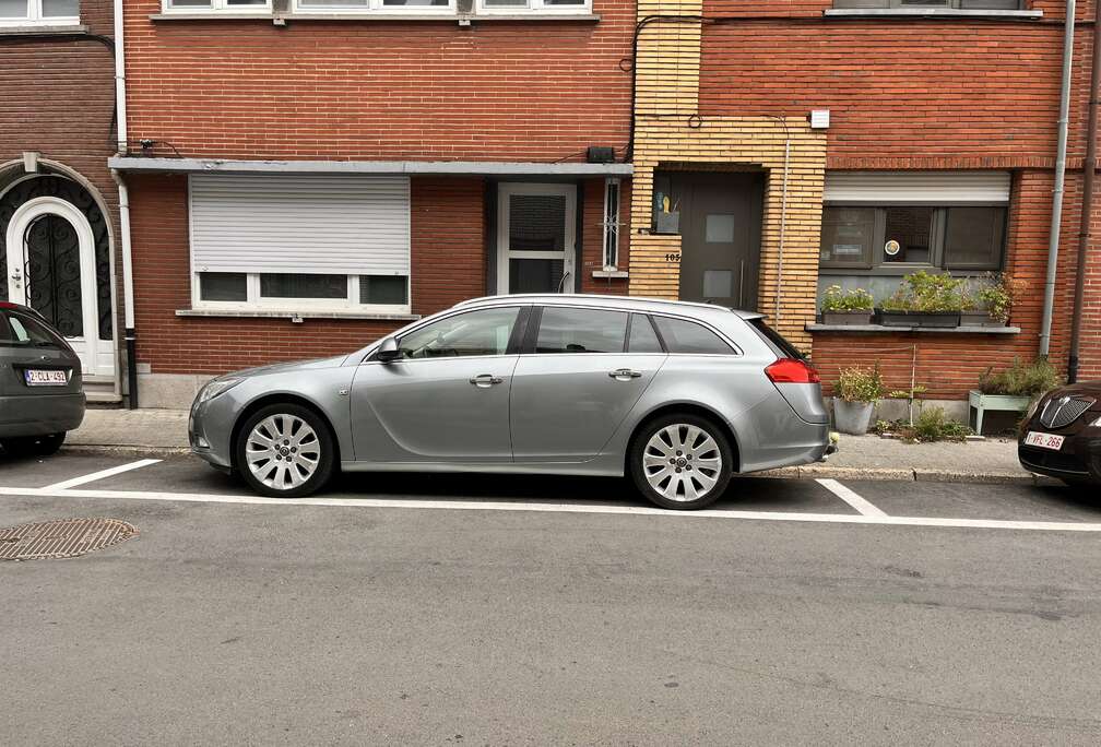 Opel Sports Tourer 2.0 Turbo 4x4 Sport