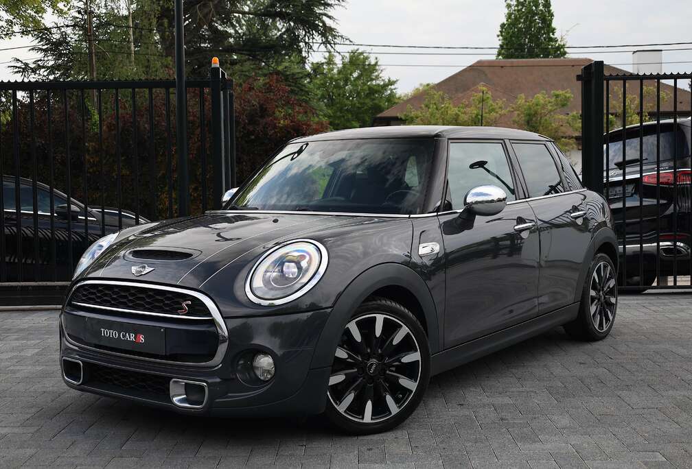 MINI 2.0AS  192 pk.  Cruise  Navi  Led  Stoel-Verwarming  Sport-Stoelen  Ambiance-Light