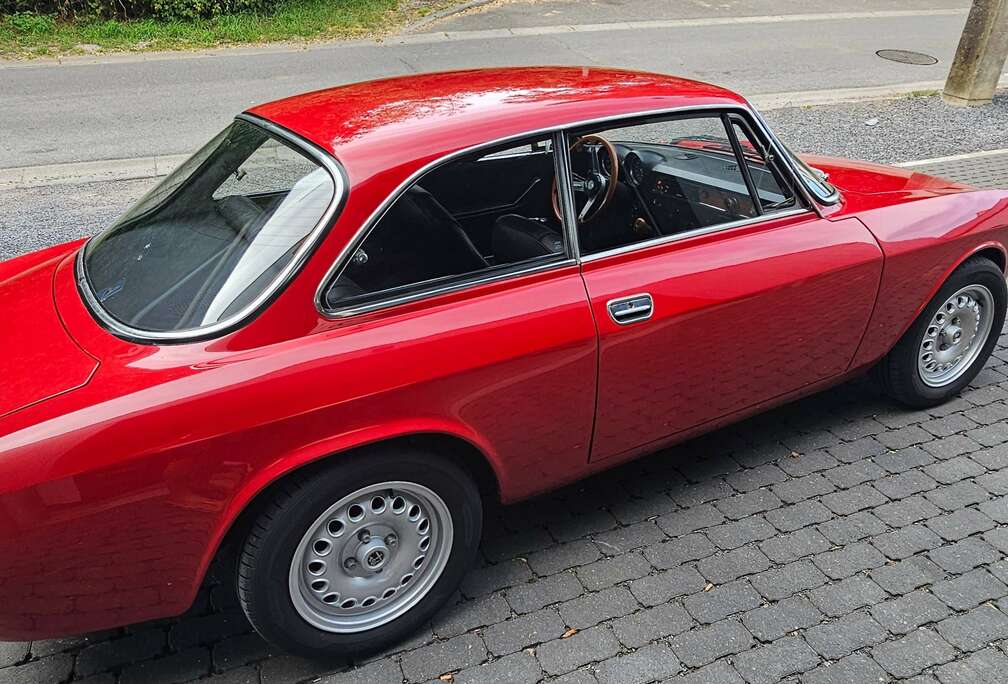 Alfa Romeo GT 1300 Junior - 1973 - Top Condition