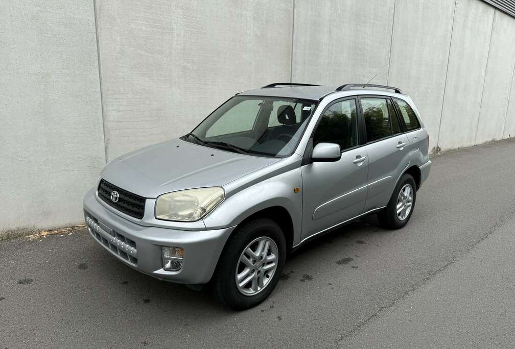 Toyota 1.8i VVT-i 16v 4x2 S / 1 propriétaire / Clim