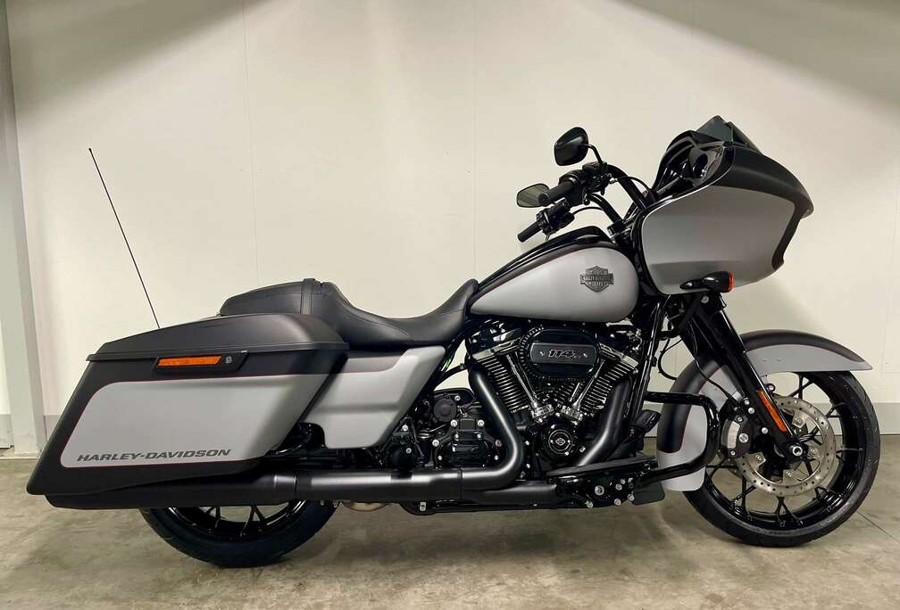 TOURING FLTRXS SPECIAL HMC \'\' Limited Edition \'\'