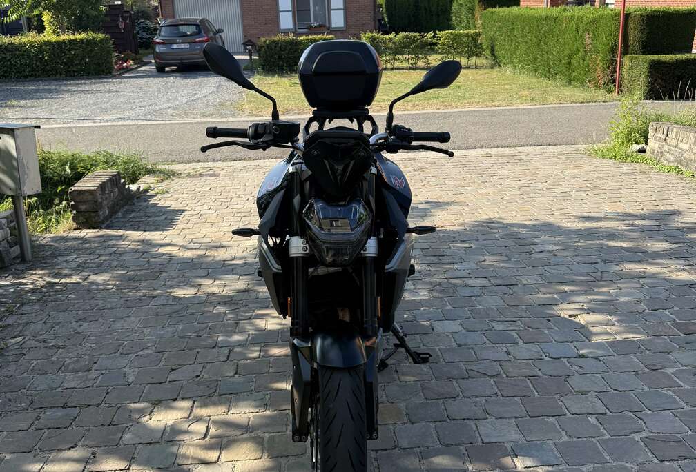 BMW A2