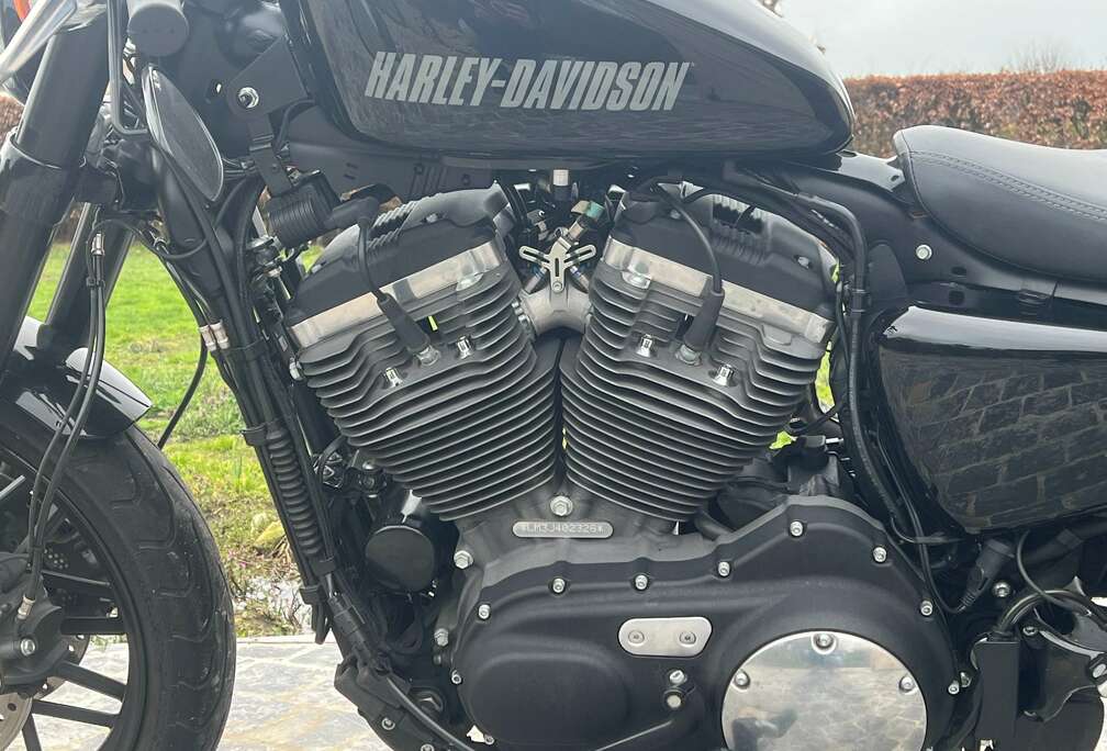 HD XL 1200 CX Roadster