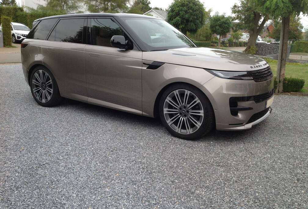 Land Rover P 510 E autobiography, 23 inch, 4 wielbesturing