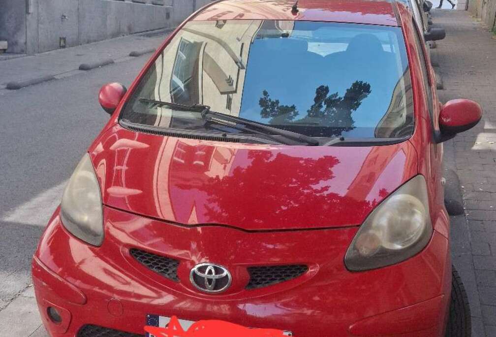 Toyota 1.0 VVT-i