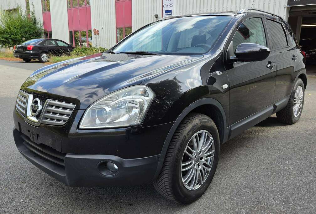 Nissan Qashqai 1.6i 2WD Urban Edition