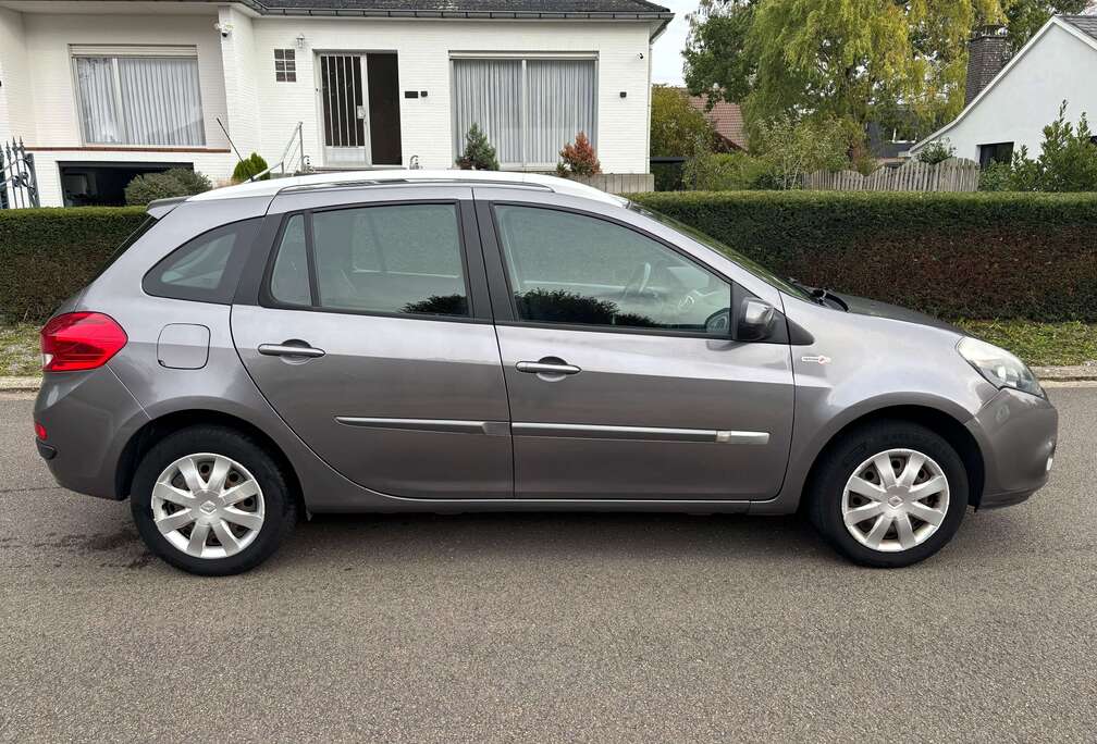Renault Clio 1.2i TomTom LIVE Gekeurd , CT OK