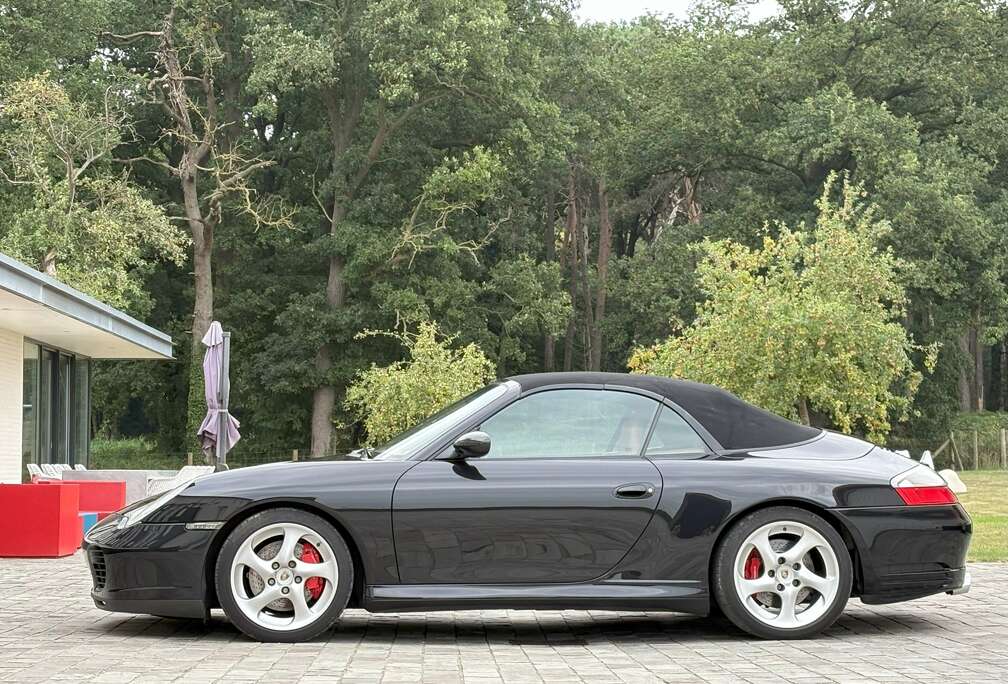 Porsche 911 Carrera 4S Cabrio