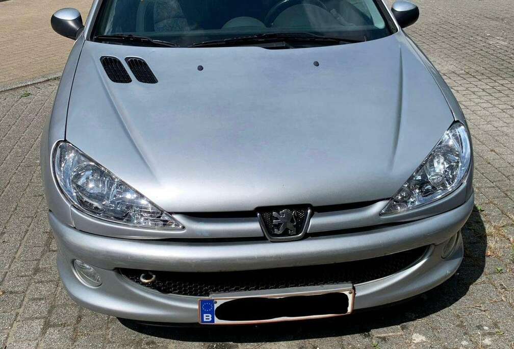 Peugeot 1.6i 16V Quiksilver