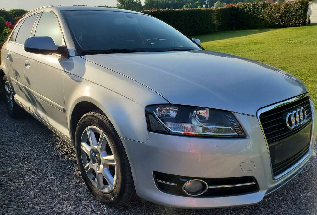 Audi 1.2 TFSI 105 Ambition Luxe Prêt à immatriculé