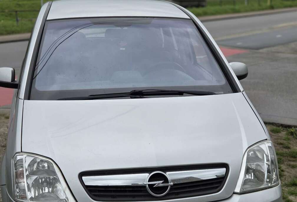 Opel 1.6 16V Edition