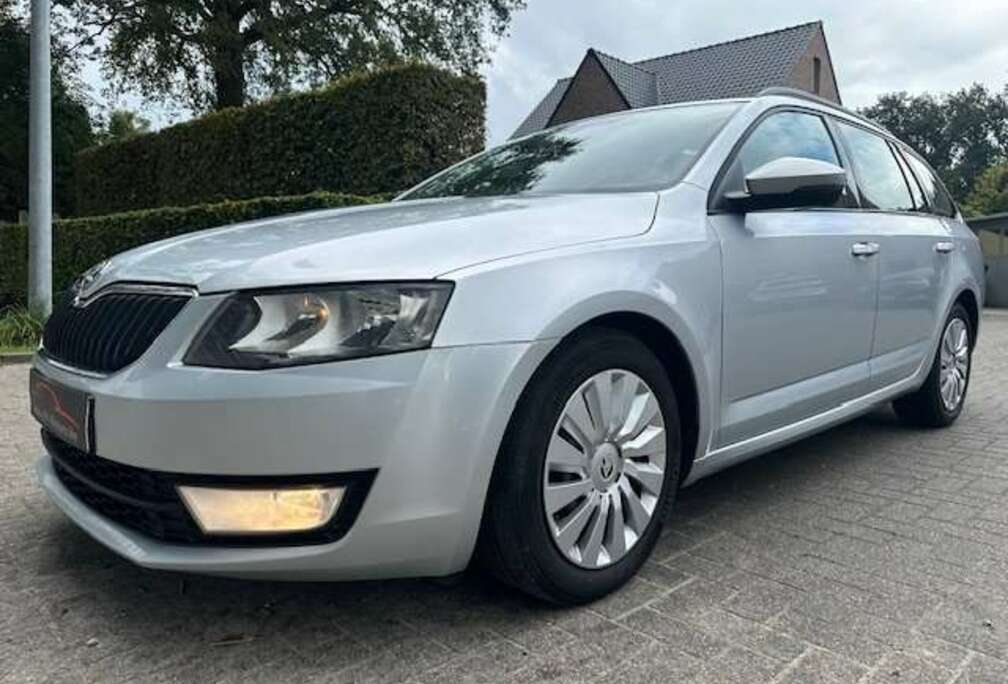 Skoda SW 1.6 CR TDi Ambition met optie\'s aan spotprijs