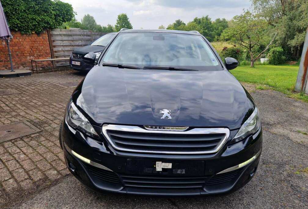 Peugeot 308 SW 130 e-THP Stop
