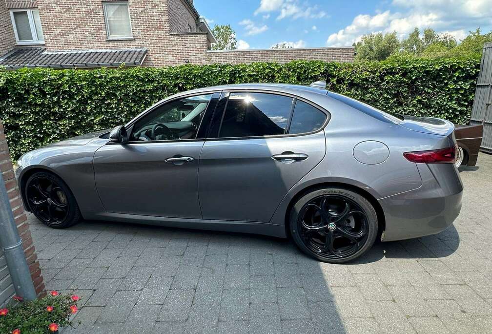 Alfa Romeo 2.2 Diesel Super