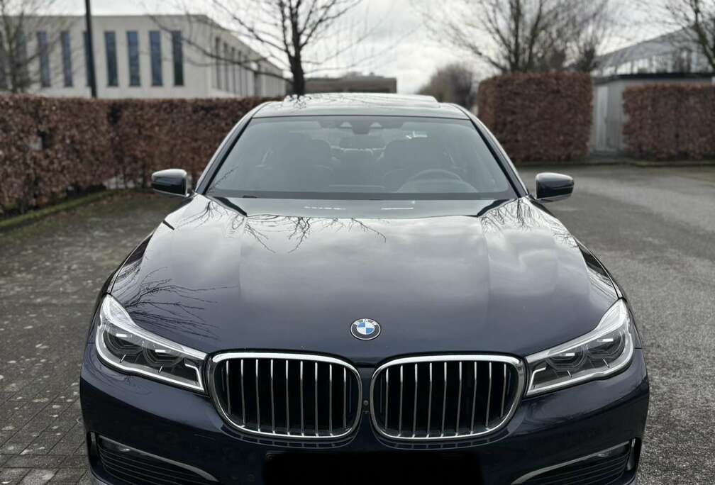 BMW Long 740eASL Plug-In Hybrid (240 kW)