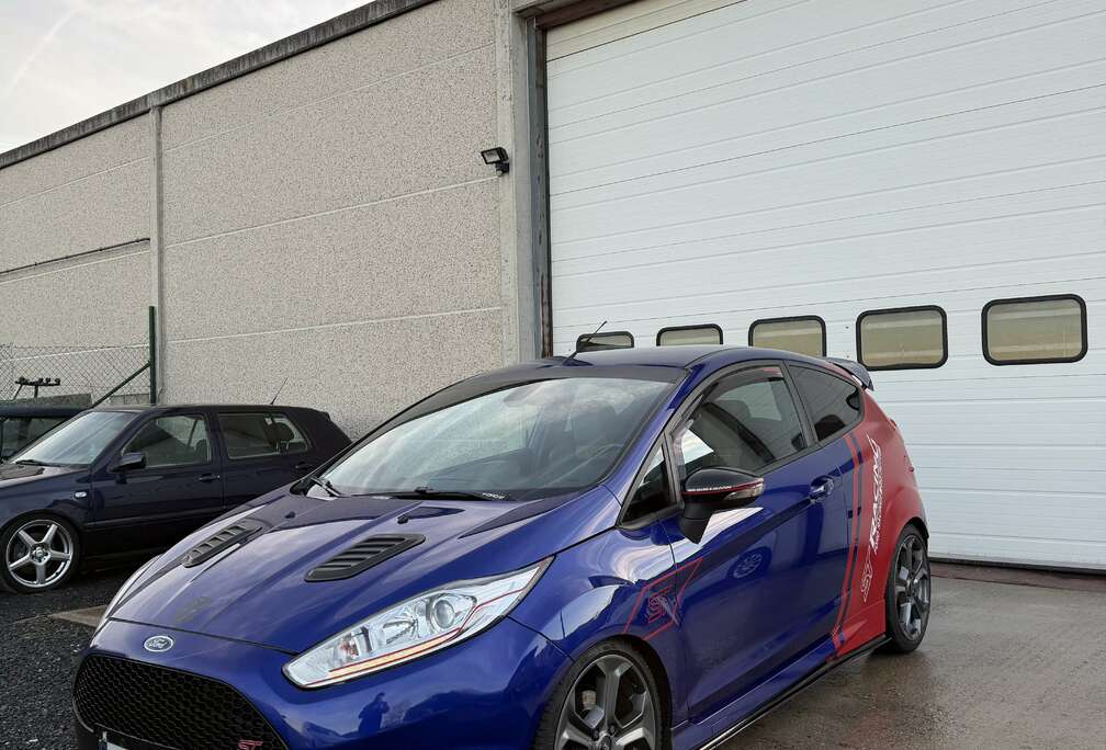 Ford Fiesta ST2 1.6 EcoBoost