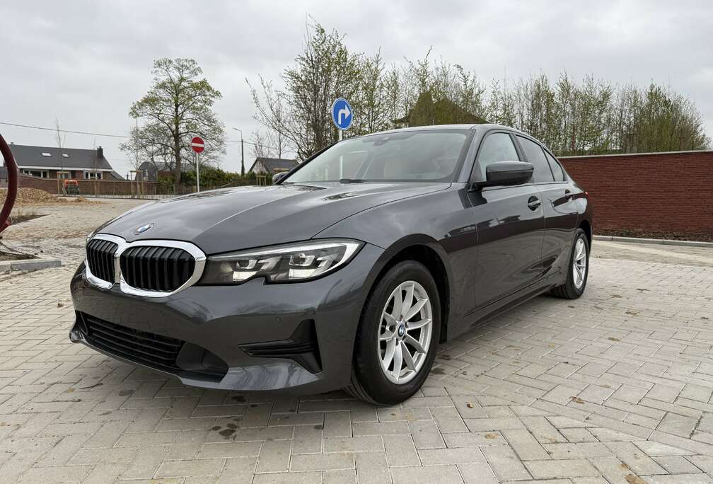 BMW dA*LUXURY*CARPLAY*CAMERA*HEAD DISPLAY