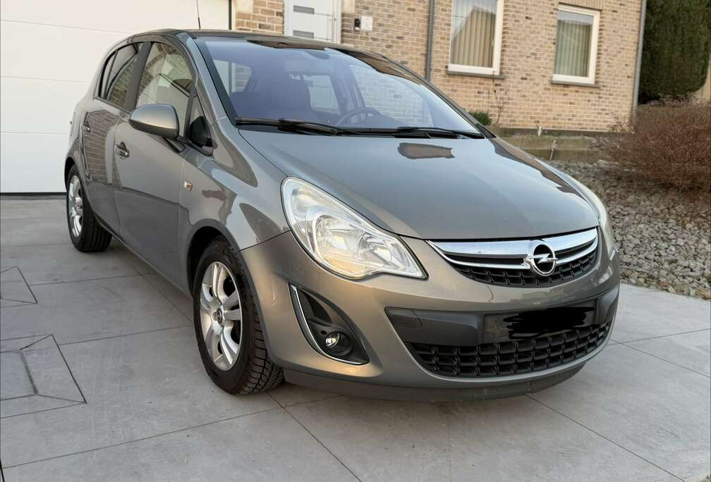 Opel 1.3 CDTi ecoFLEX Cosmo Start/Stop DPF